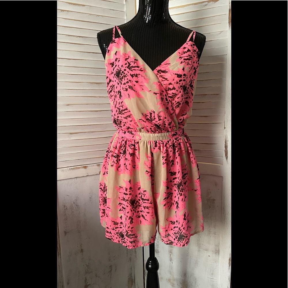 Short romper